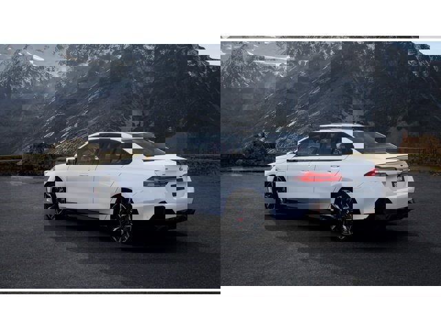 New 2027 BMW 550e xDrive image 2