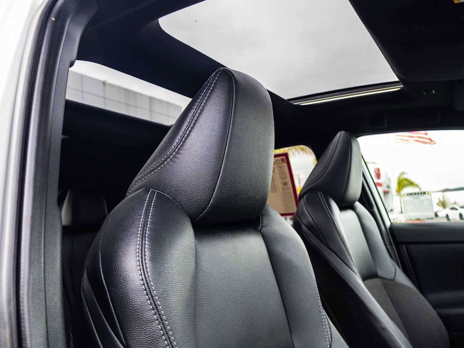 Used 2023 Toyota bZ4X XLE w/ Weather Package FWD image 17