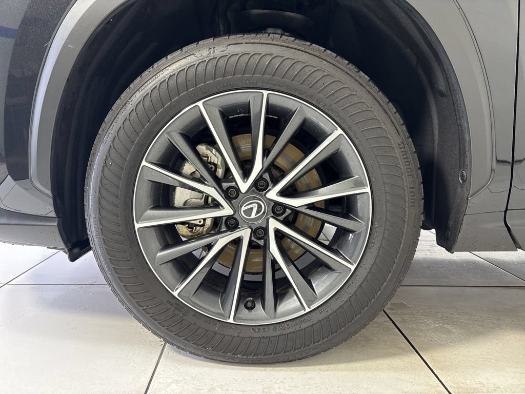 Used 2024 Lexus NX 250 FWD image 9