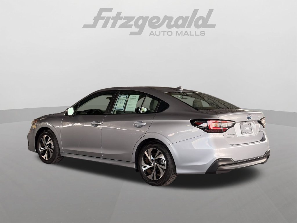 Used 2025 Subaru Legacy Premium AWD/4WD image 7