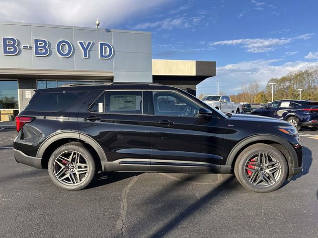 New 2026 Ford Explorer ST-Line w/ ST-Line Street Pack image 8