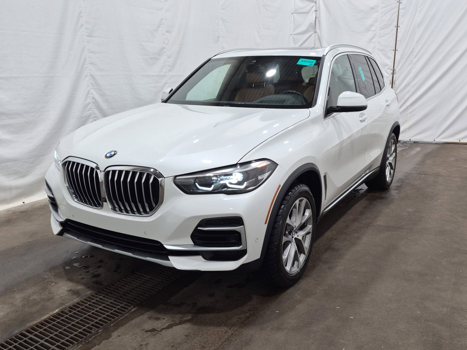 Used 2022 BMW X5 xDrive40i image 1