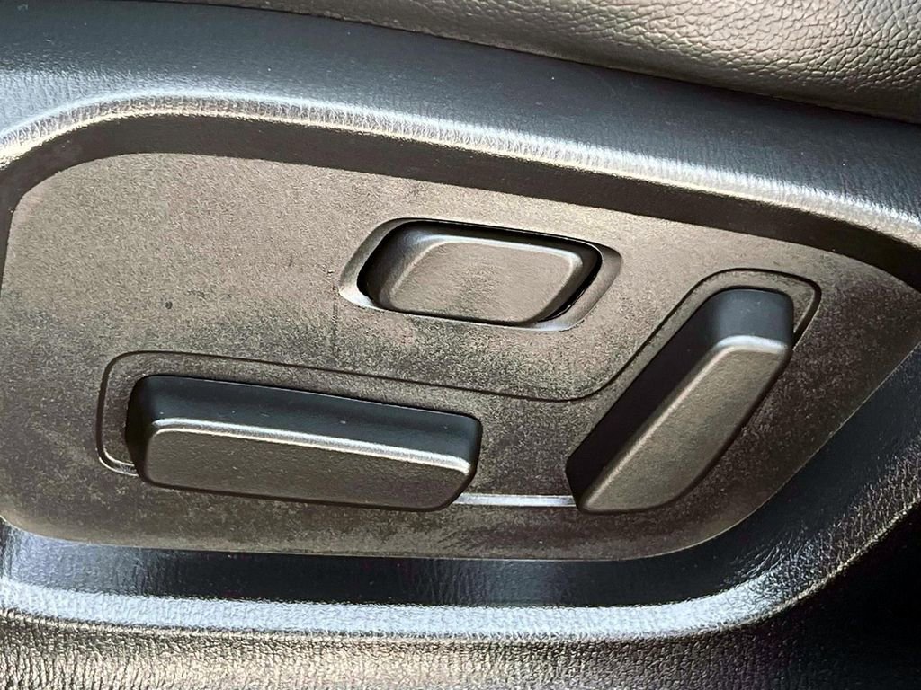 Used 2024 MAZDA CX-5 AWD 2.5 S w/ Preferred Package image 18