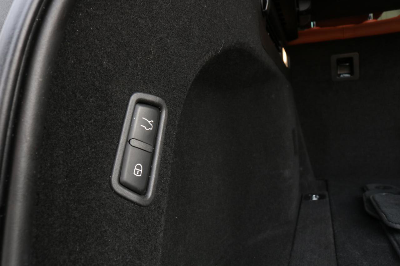 Used 2020 Maserati Levante image 57