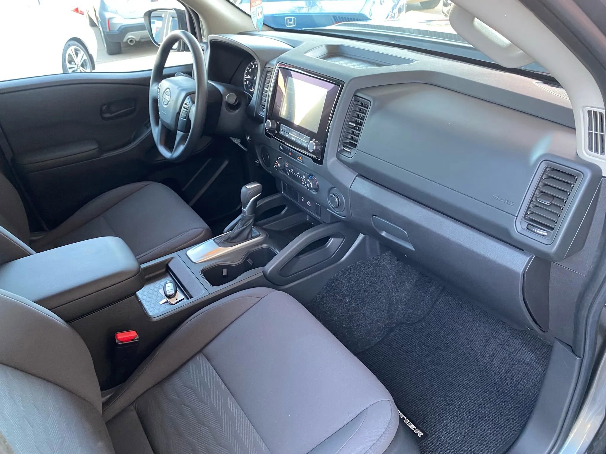 Used 2024 Nissan Frontier S image 27