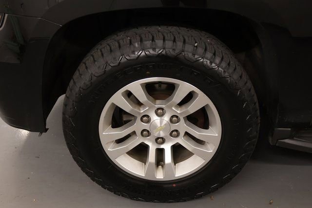 Used 2016 Chevrolet Suburban LT AWD/4WD image 7