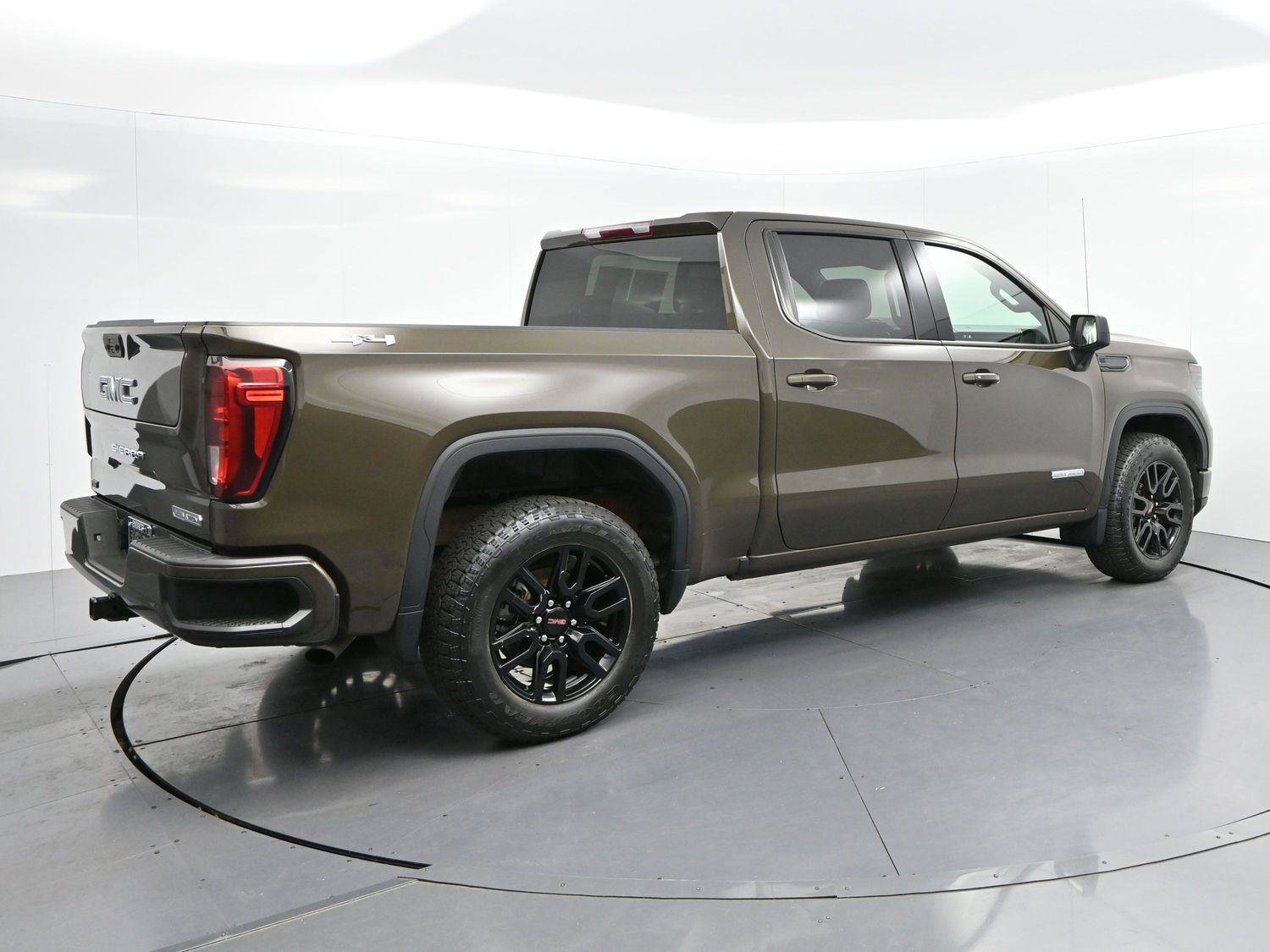 Used 2023 GMC Sierra 1500 Elevation image 7