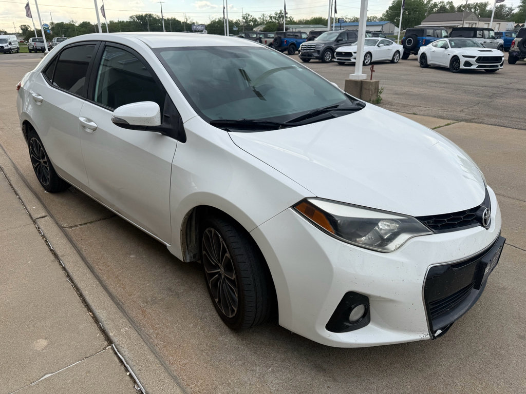 Used 2014 Toyota Corolla S image 4