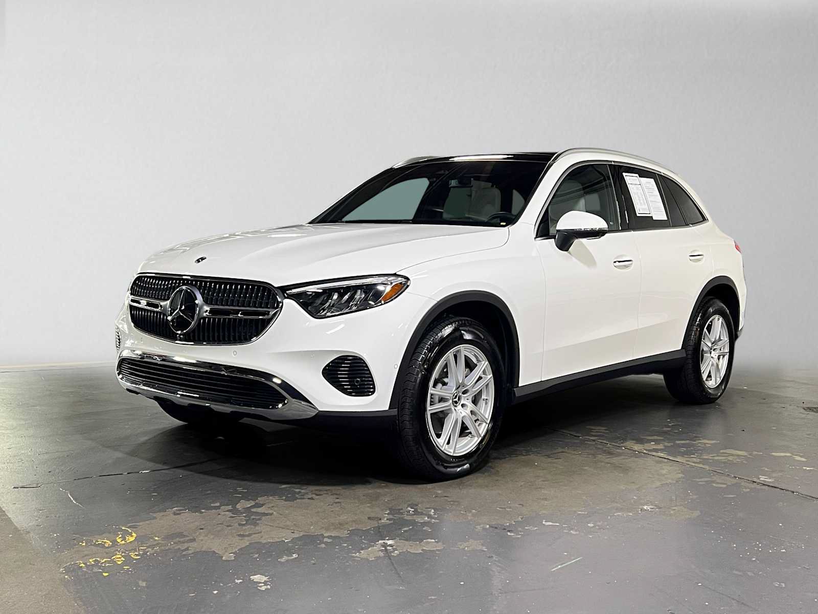 Used 2026 Mercedes-Benz GLC 300 4MATIC image 7
