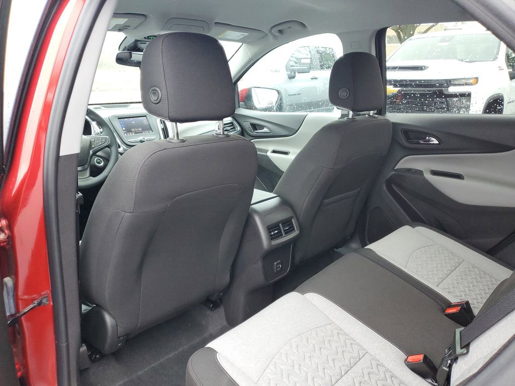 Used 2024 Chevrolet Equinox LT image 27