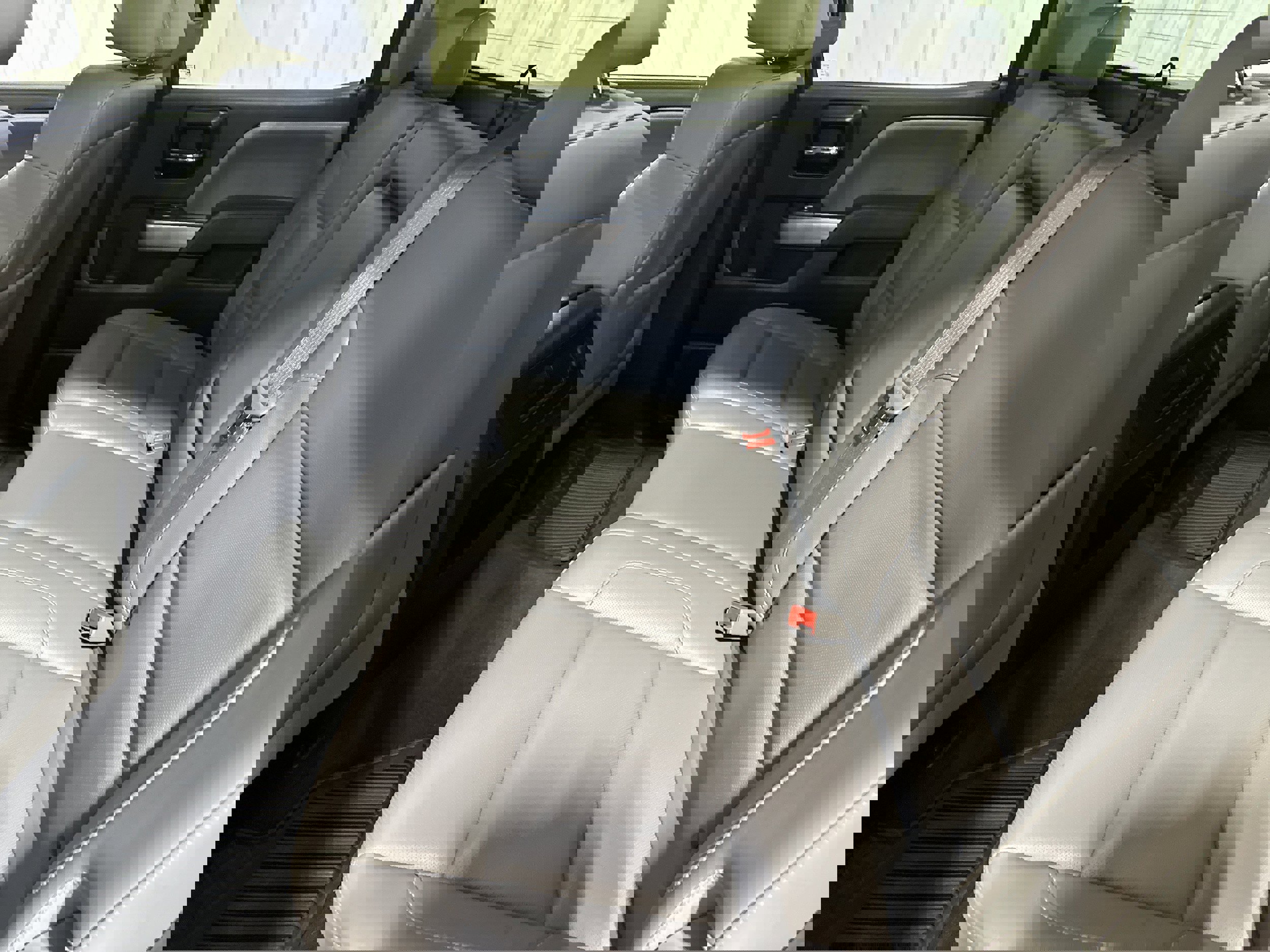 Used 2014 Chevrolet Silverado 1500 LTZ Z71 image 23