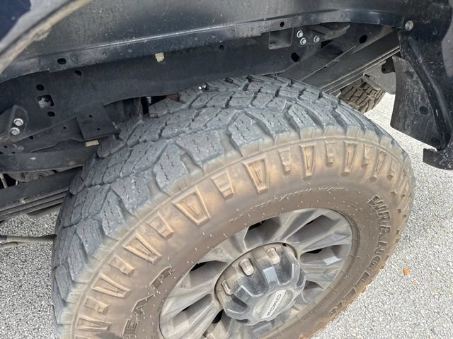 Used 2022 Ford F250 Lariat w/ Tremor Off-Road Package AWD/4WD image 8