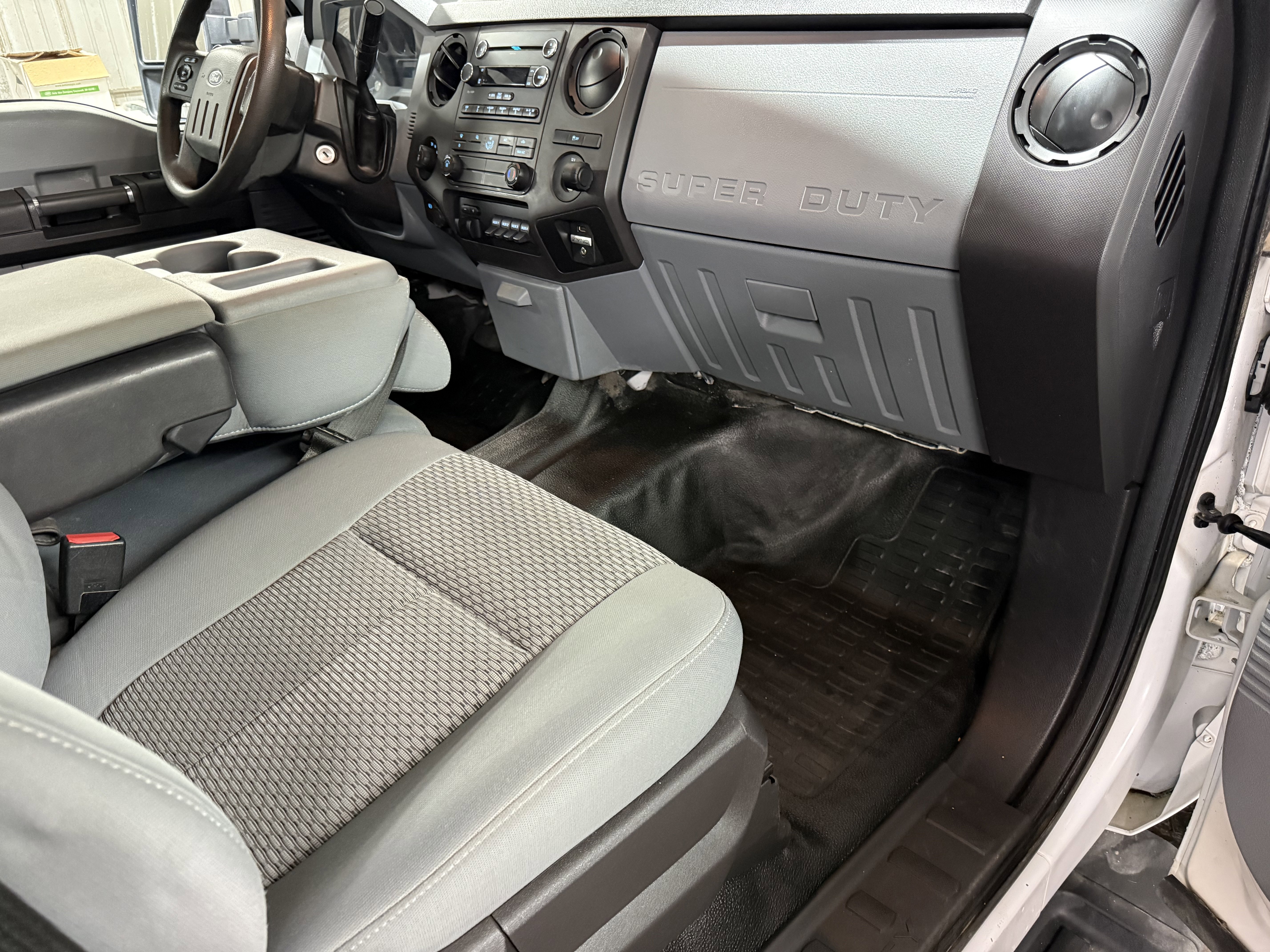 Used 2015 Ford F350 XL w/ Power Equipment Group image 28
