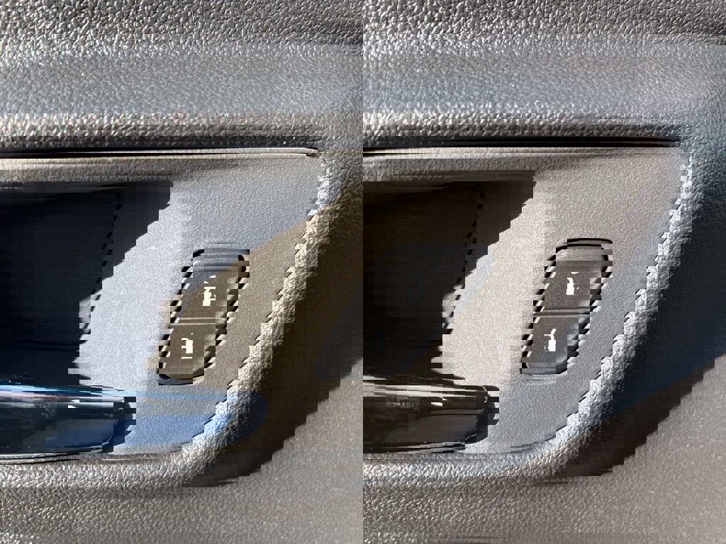 New 2026 Chevrolet Trax LS w/ LS Convenience Package image 21