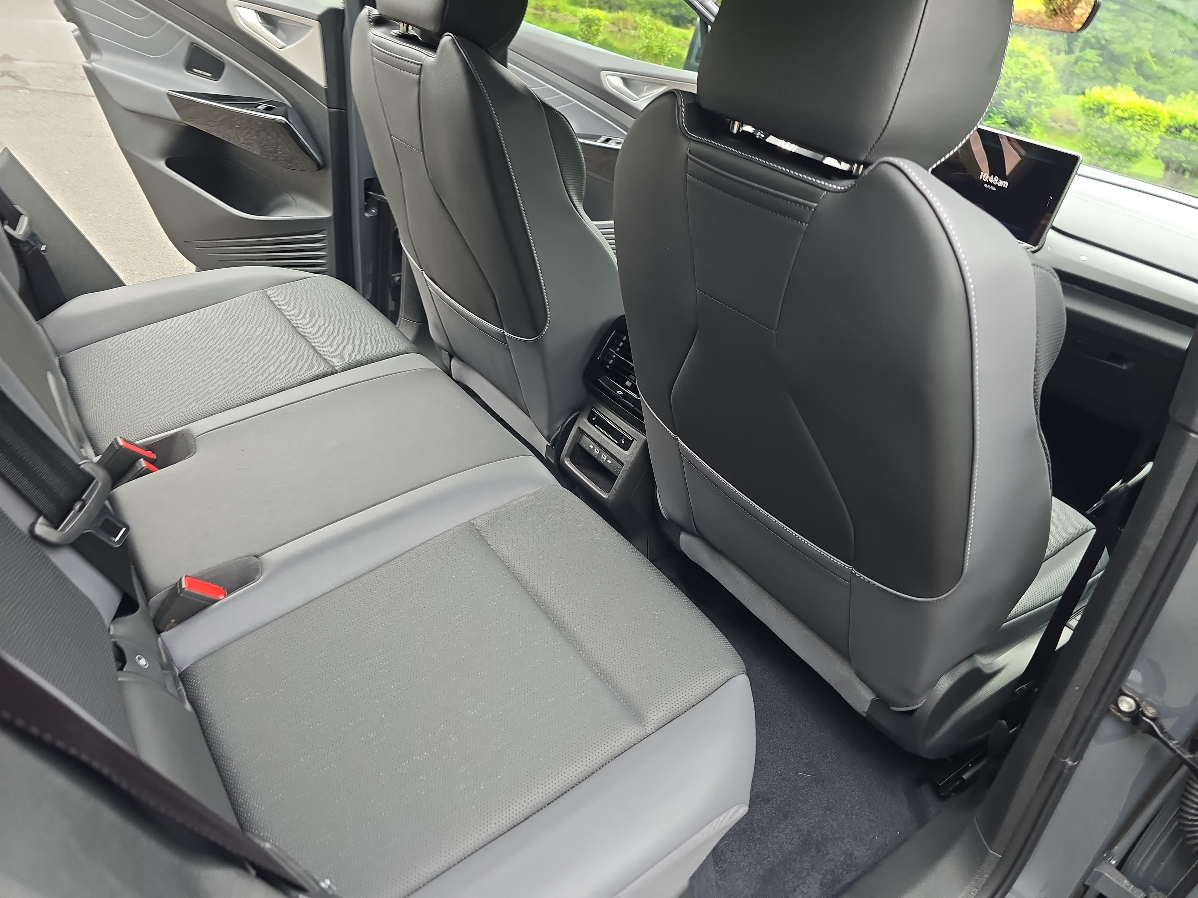 Certified 2025 Volkswagen ID.4 Pro S Plus AWD/4WD image 11