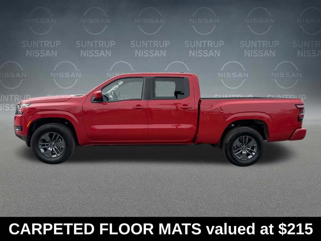 Used 2025 Nissan Frontier SV image 2