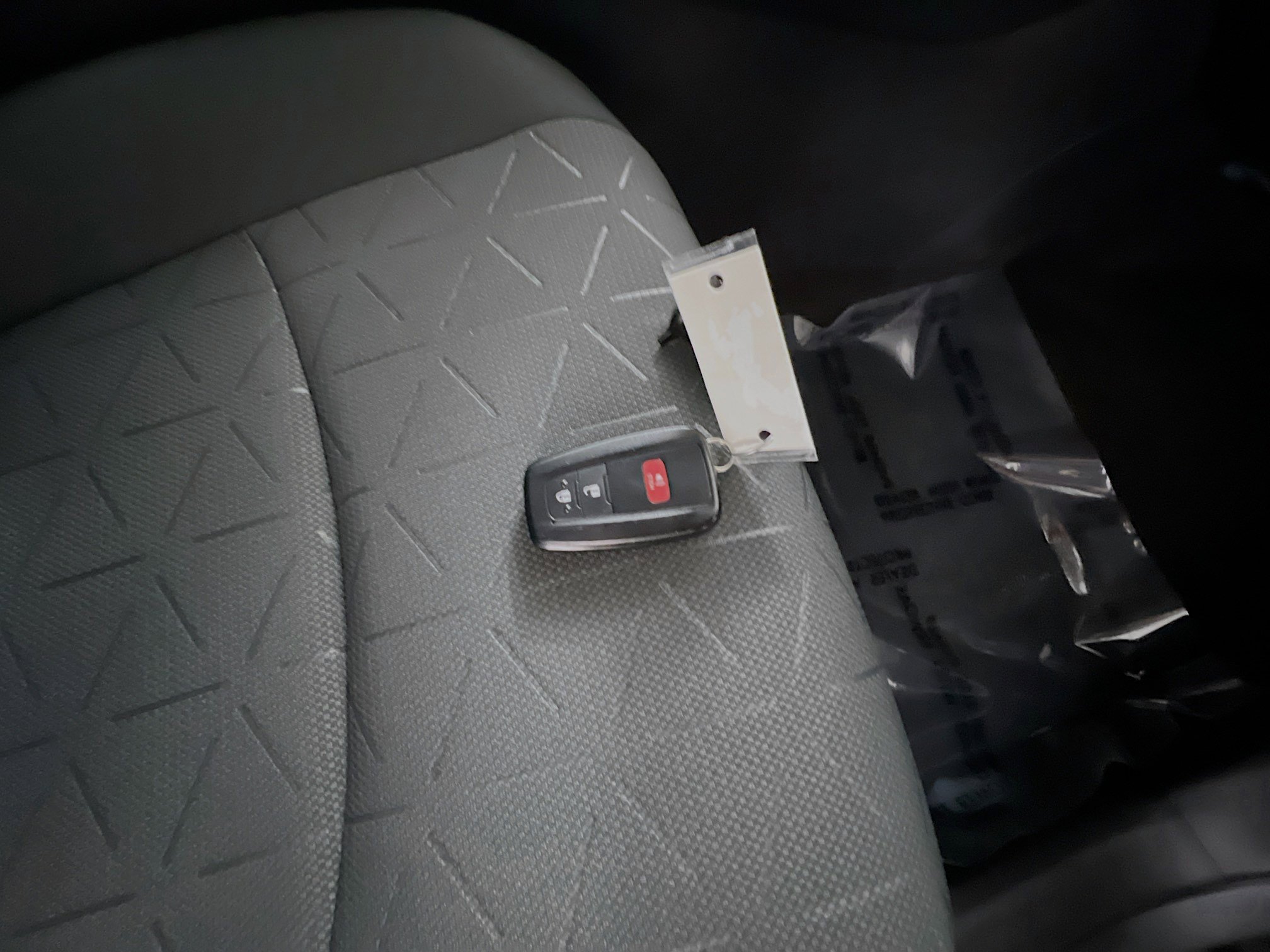 Used 2021 Toyota RAV4 XLE image 36