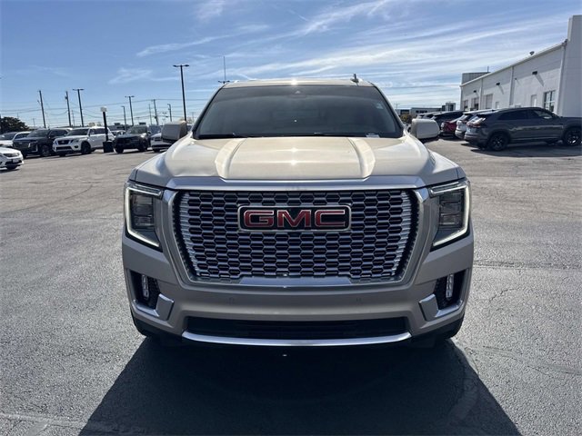 Used 2024 GMC Yukon XL Denali image 7