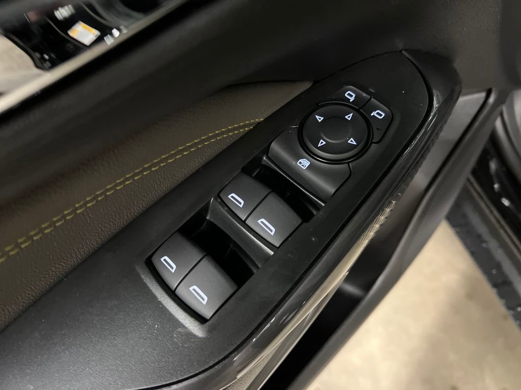 New 2026 Chevrolet Trax ACTIV w/ Sunroof Package image 15