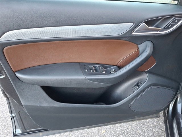 Used 2018 Audi Q3 2.0T Premium w/ Convenience Package image 9