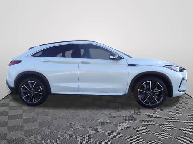 Certified 2025 INFINITI QX55 Essential AWD/4WD image 4