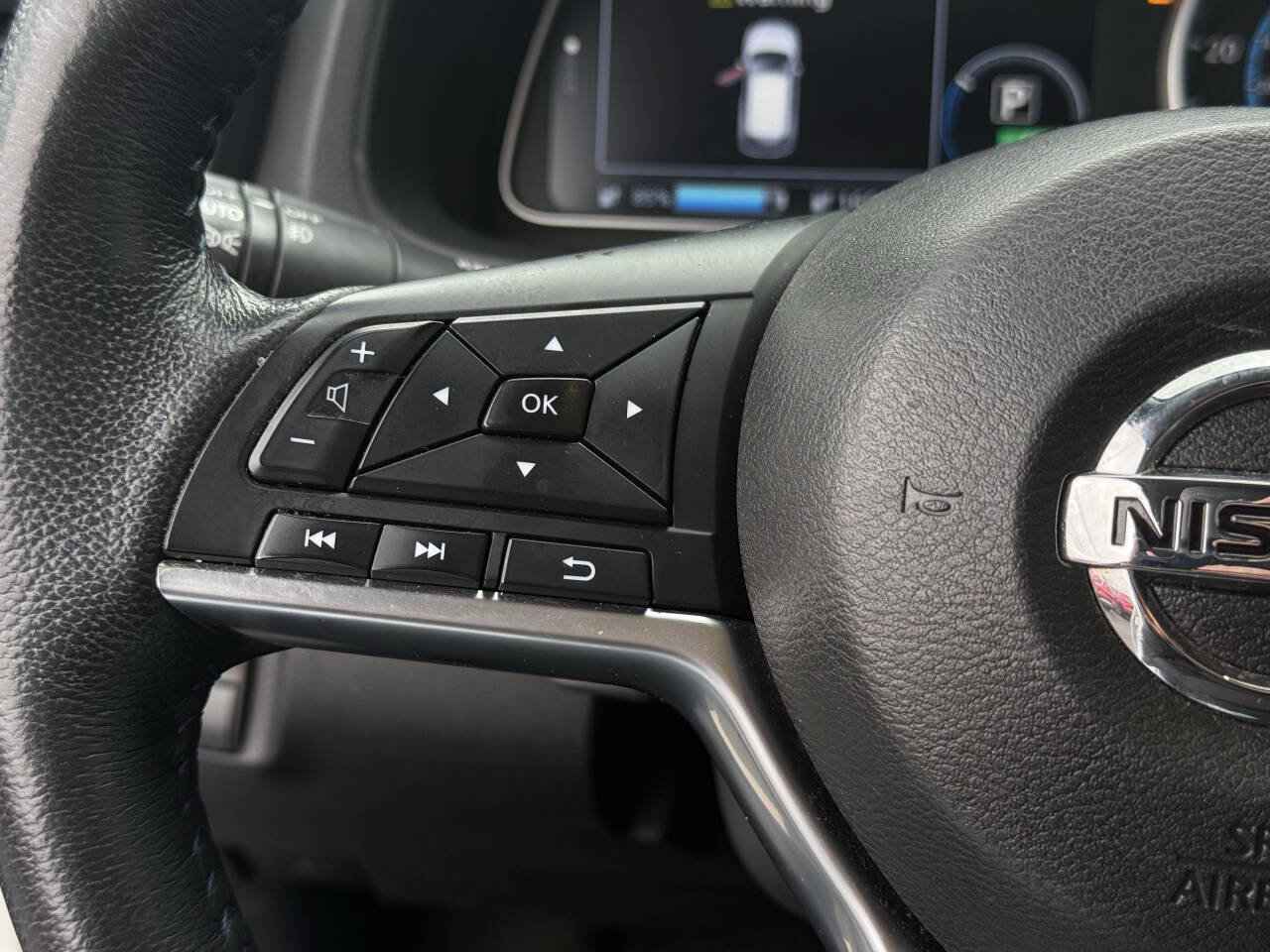 Used 2022 Nissan Leaf SL Plus image 18