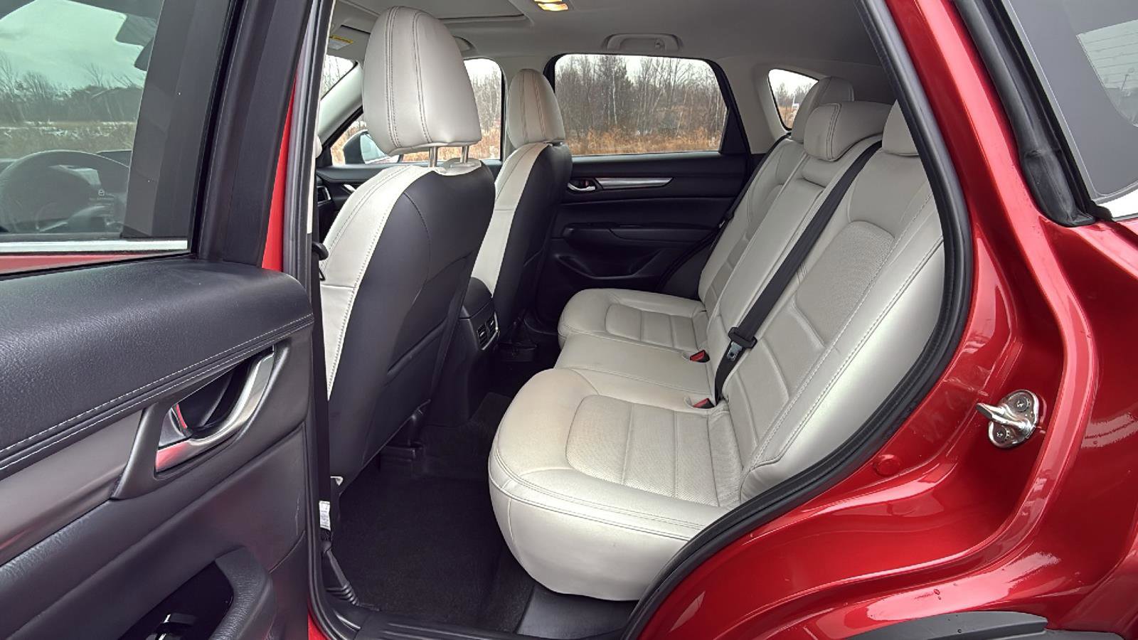 Used 2022 MAZDA CX-5 AWD 2.5 S w/ Preferred Package image 25