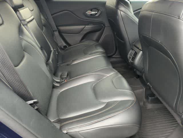 Used 2016 Jeep Cherokee Limited w/ Luxury Group AWD/4WD image 21