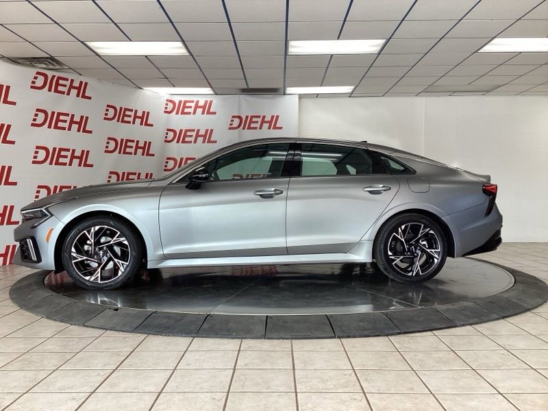 Certified 2025 Kia K5 GT-Line w/ GT-Line Premium Package AWD/4WD image 4