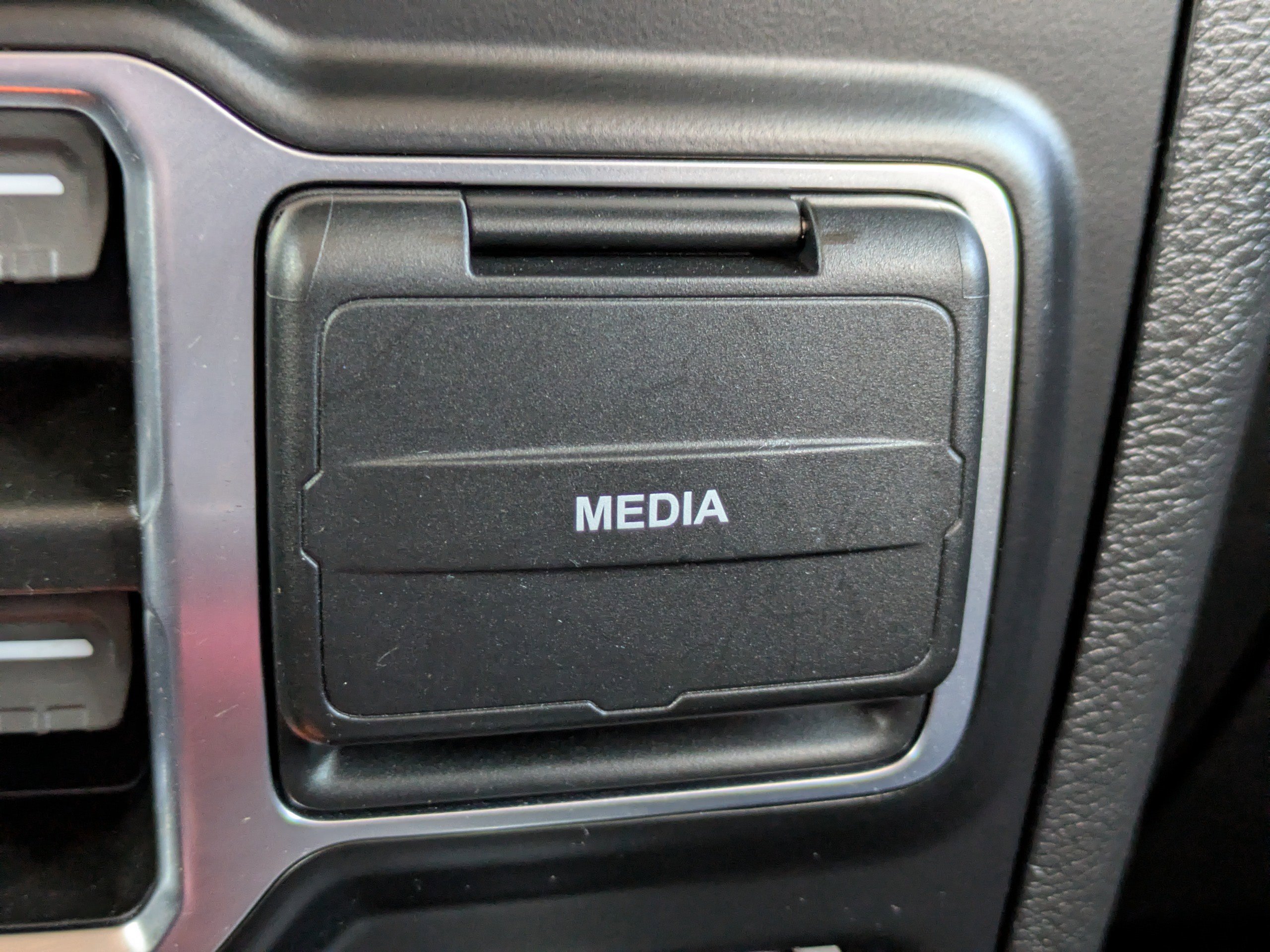 Used 2021 Jeep Wrangler Unlimited Rubicon image 25