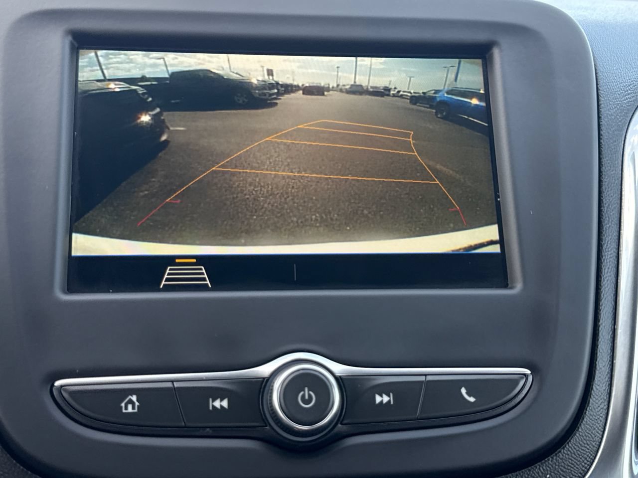 Used 2019 Chevrolet Equinox LT w/ LPO, Blackout Package FWD image 21
