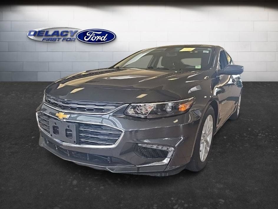 Used 2017 Chevrolet Malibu LT