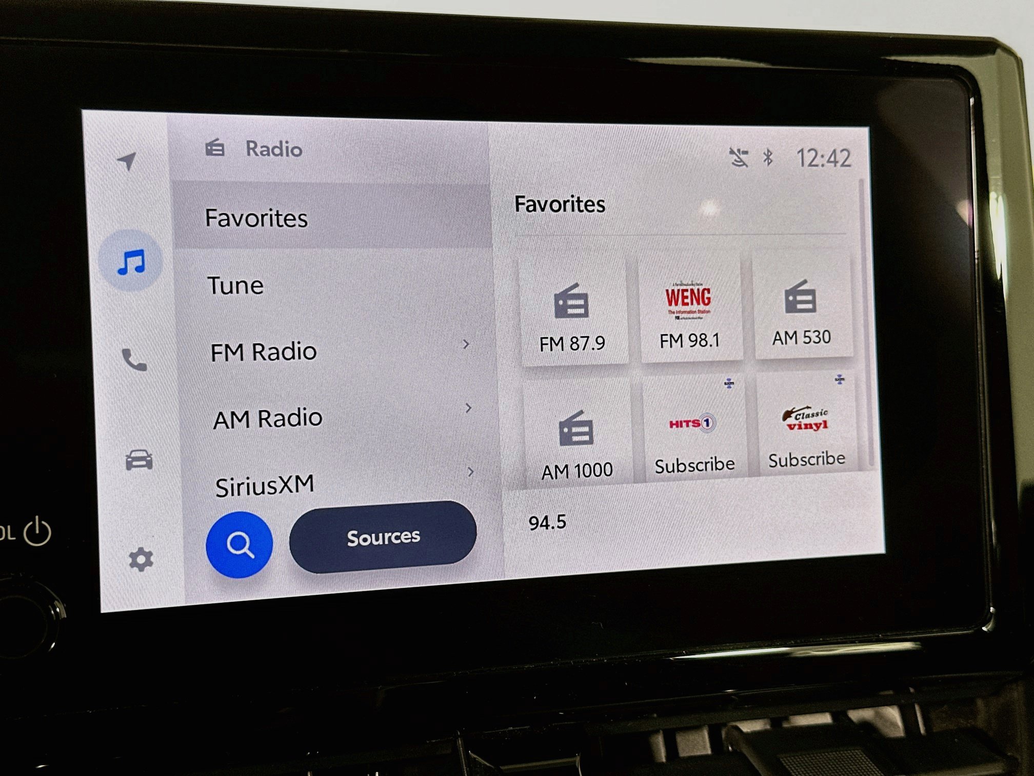 Used 2025 Toyota Corolla LE FWD image 19