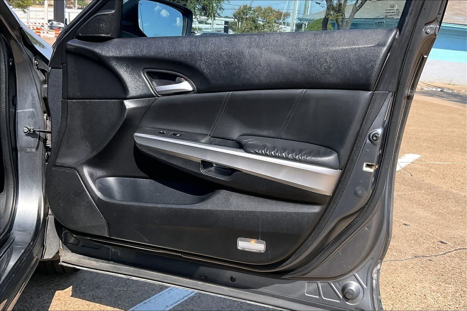 Used 2013 Honda Crosstour EX-L image 27