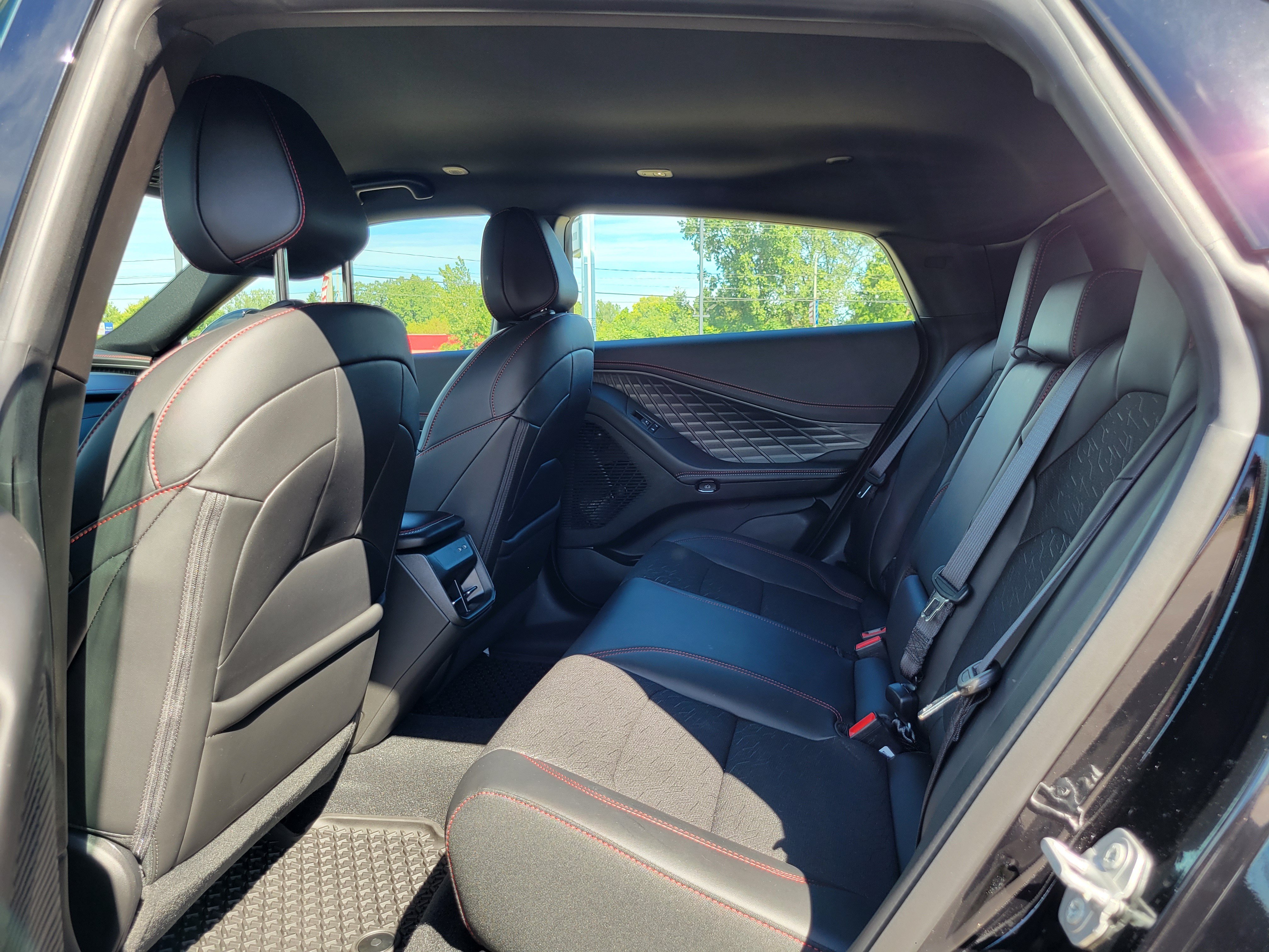 New 2027 Dodge Charger R/T AWD/4WD image 18