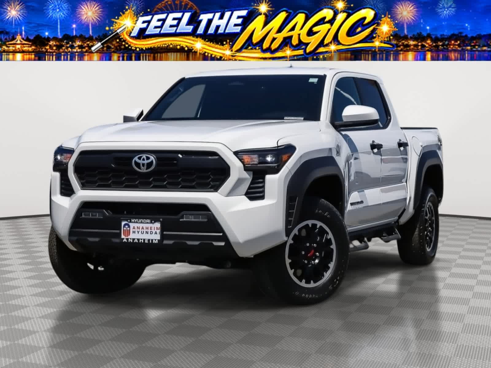 Used 2025 Toyota Tacoma TRD Off-Road AWD/4WD image 1