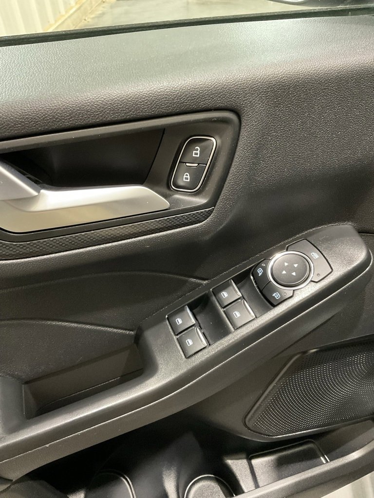 Used 2025 Ford Escape ST-Line image 7