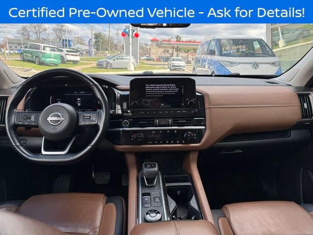Used 2023 Nissan Pathfinder Platinum AWD/4WD image 8