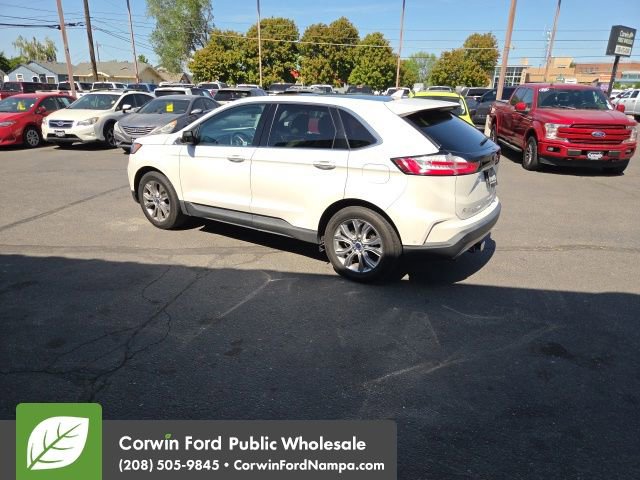 Used 2019 Ford Edge Titanium w/ Equipment Group 301A AWD/4WD image 9