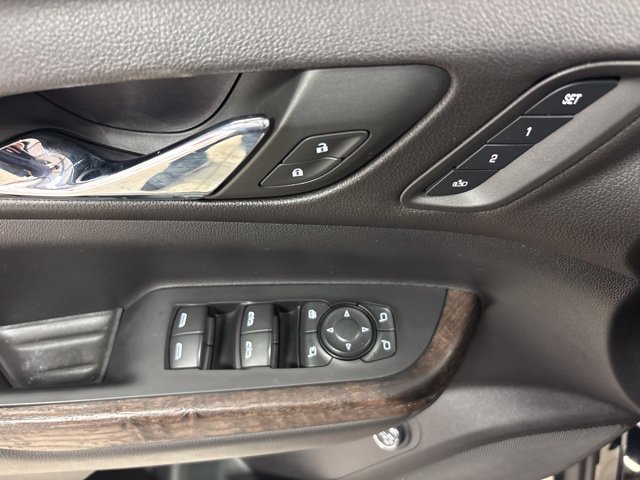 Used 2023 GMC Acadia Denali FWD image 20