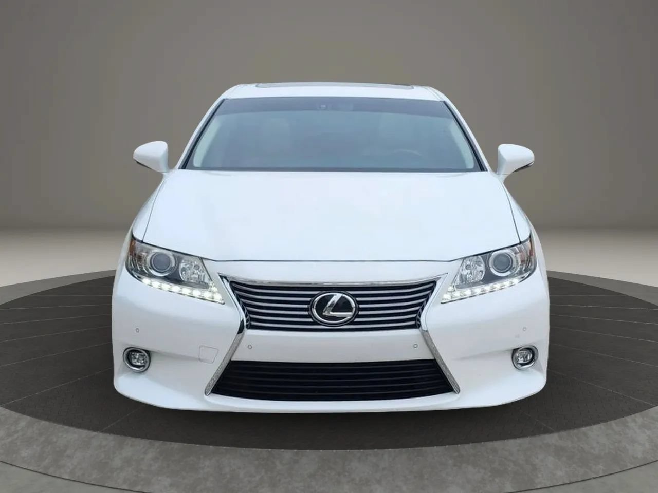 Used 2015 Lexus ES 350 w/ Luxury Package FWD image 9