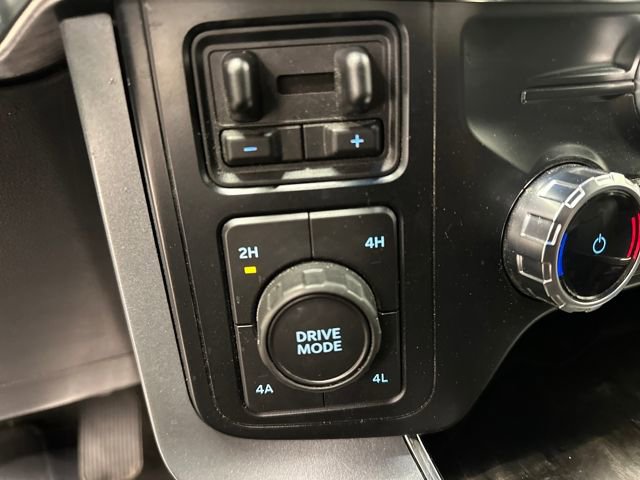 Certified 2022 Ford F150 Lariat w/ Equipment Group 502A High image 39