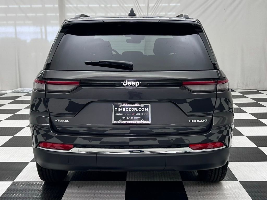 New 2025 Jeep Grand Cherokee Laredo w/ Trailer Tow Package image 7