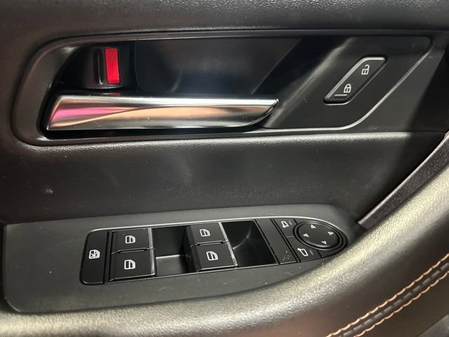 Used 2025 MAZDA CX-90 3.3 Turbo w/ Preferred Package AWD/4WD image 23