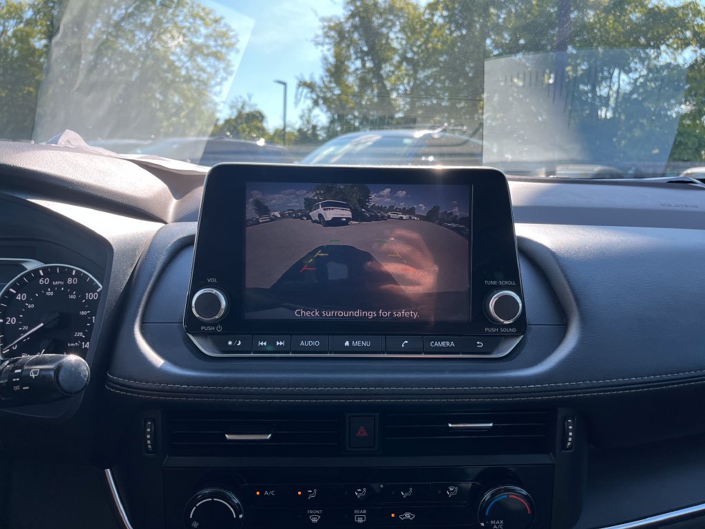 Used 2021 Nissan Rogue S FWD image 18
