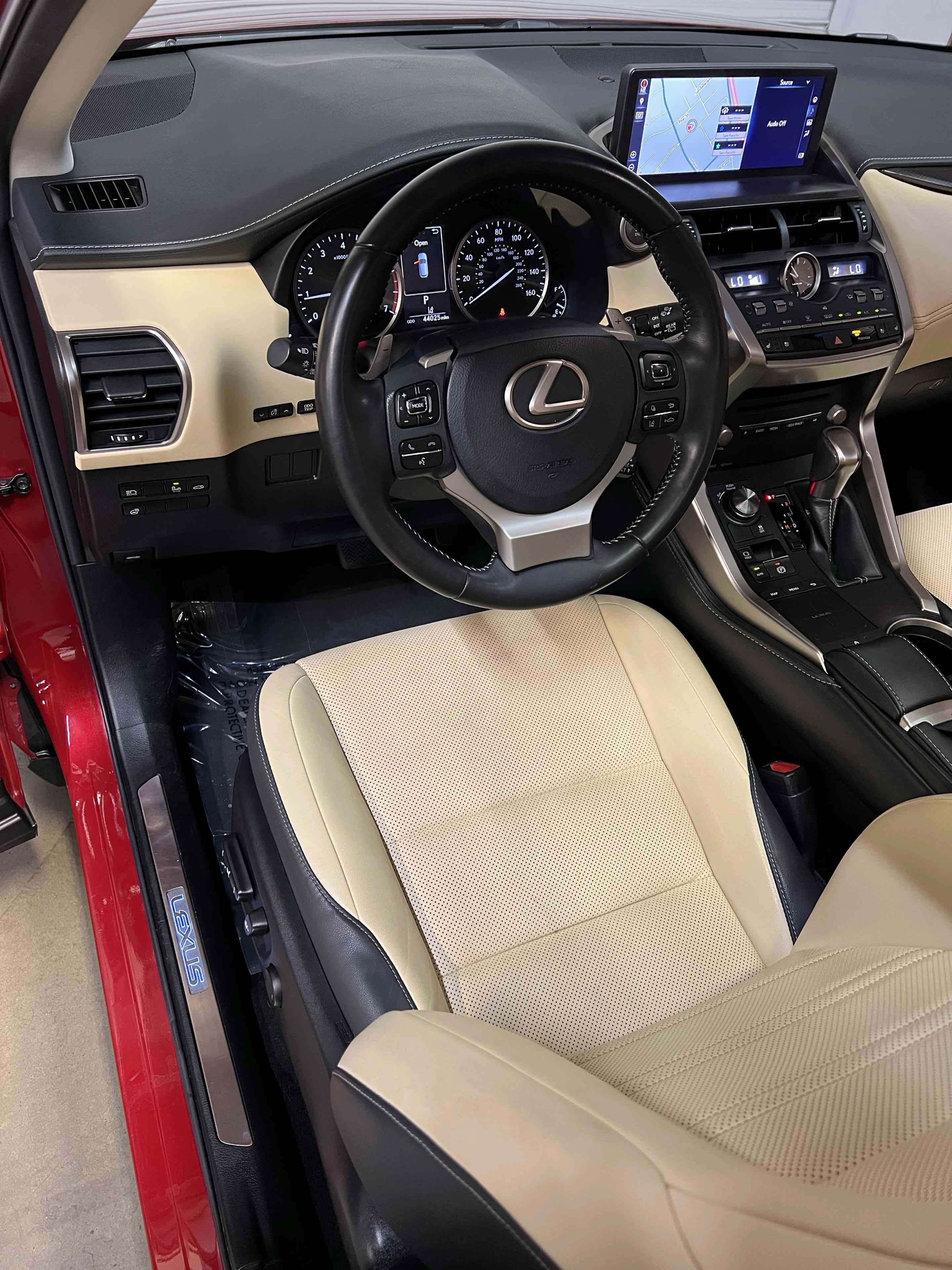 Used 2018 Lexus NX 300 FWD w/ Premium Package image 19