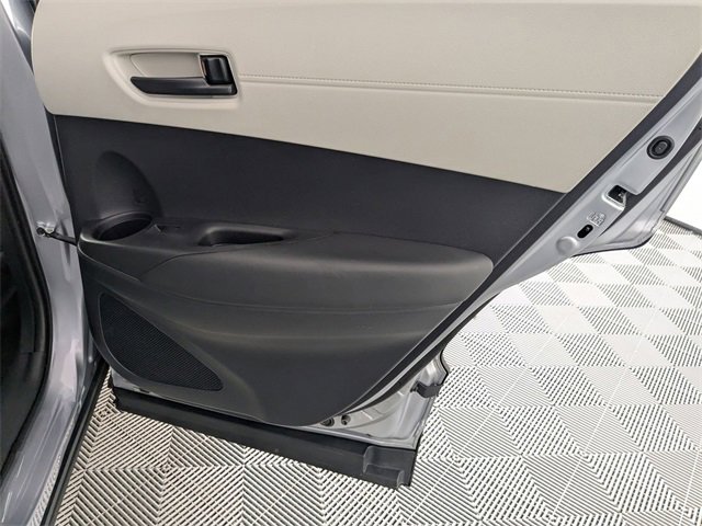 Used 2024 Toyota Corolla Cross L image 26