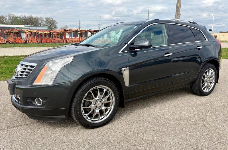Used 2014 Cadillac SRX Performance w/ Driver Awareness Package FWD image 7