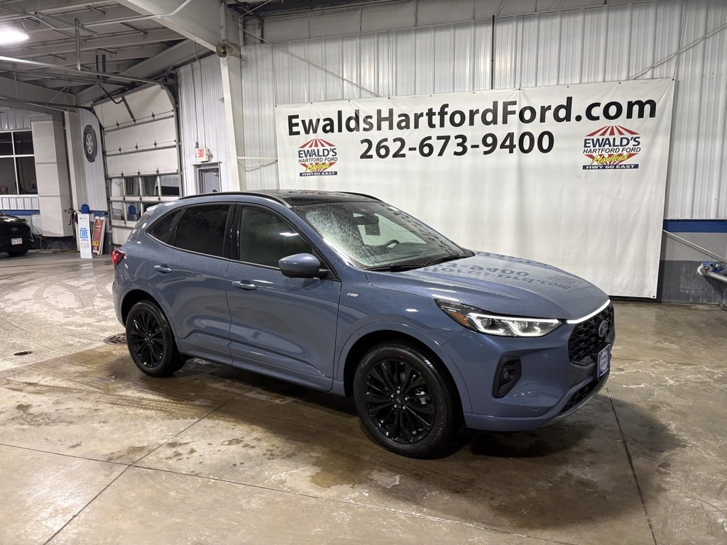 New 2025 Ford Escape ST-Line Elite w/ Premium Technology Package image 2