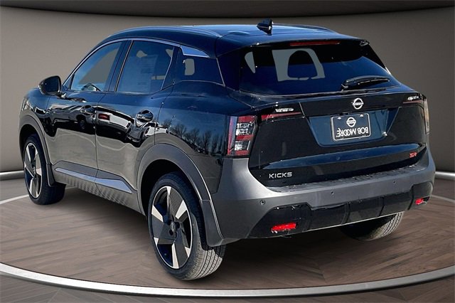 New 2026 Nissan Kicks SR image 3
